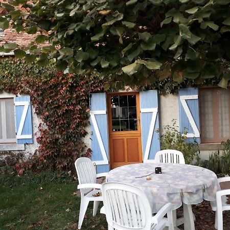 La Maison De Xenos Nohant-en-Gracay Exterior photo